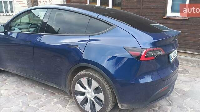 Синий Тесла Model Y, объемом двигателя 0 л и пробегом 74 тыс. км за 26500 $, фото 7 на Automoto.ua
