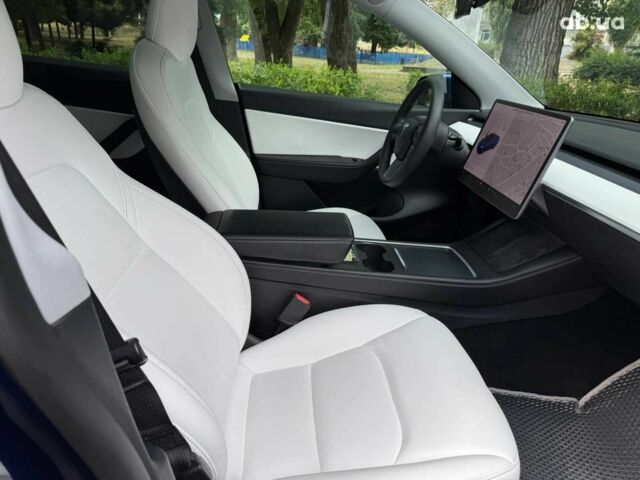Тесла Model Y 2021 в Киеве на Automoto.ua Синий Тесла Model Y, объемом двигателя 0 л и пробегом 86 тыс. км за 19390 $, фото 26 на Automoto.ua