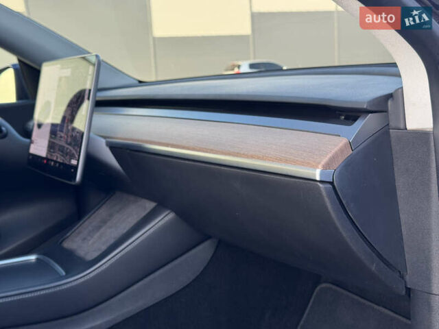 Синий Тесла Model Y, объемом двигателя 0 л и пробегом 155 тыс. км за 22500 $, фото 58 на Automoto.ua