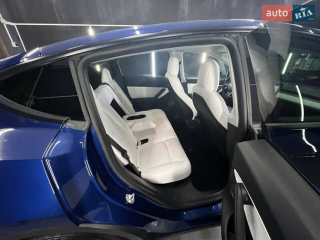 Синий Тесла Model Y, объемом двигателя 0 л и пробегом 126 тыс. км за 22500 $, фото 7 на Automoto.ua