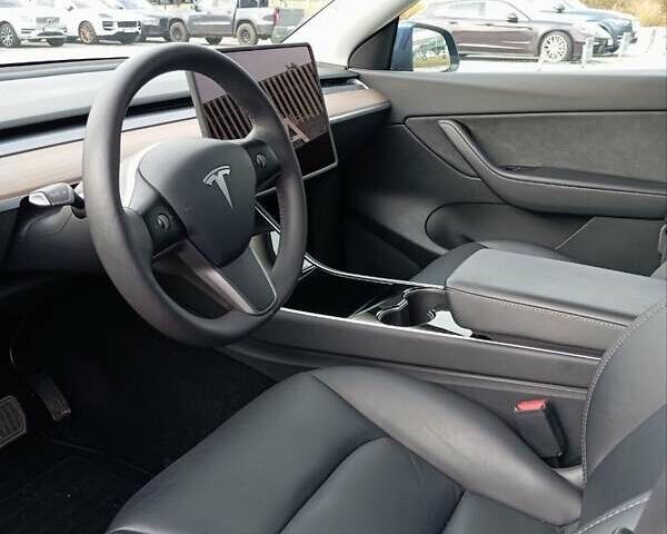 Синий Тесла Model Y, объемом двигателя 0 л и пробегом 50 тыс. км за 26500 $, фото 5 на Automoto.ua