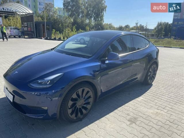 Синий Тесла Model Y, объемом двигателя 0 л и пробегом 127 тыс. км за 24700 $, фото 2 на Automoto.ua