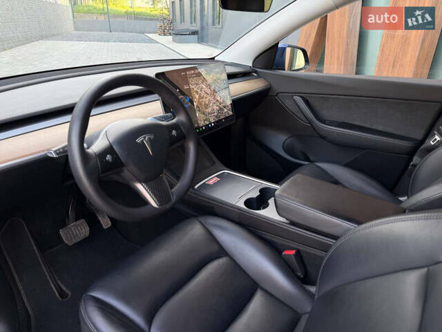 Синий Тесла Model Y, объемом двигателя 0 л и пробегом 160 тыс. км за 19000 $, фото 5 на Automoto.ua