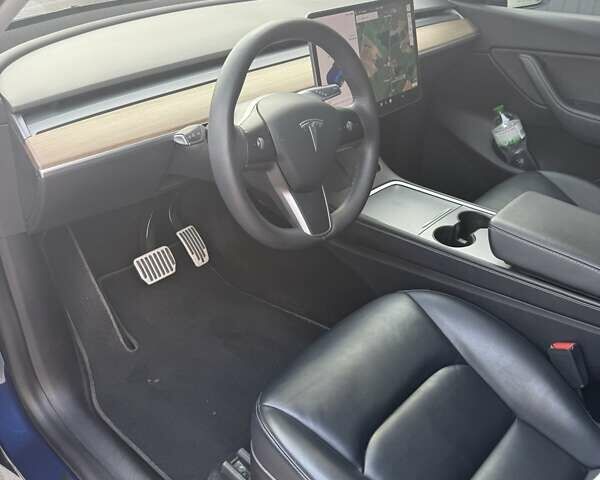 Синий Тесла Model Y, объемом двигателя 0 л и пробегом 160 тыс. км за 24999 $, фото 8 на Automoto.ua