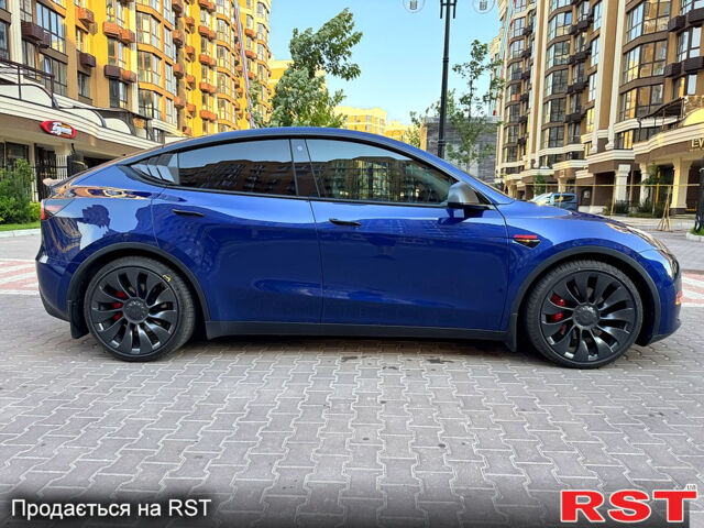 Синий Тесла Model Y, объемом двигателя 0.38 л и пробегом 70 тыс. км за 22000 $, фото 7 на Automoto.ua