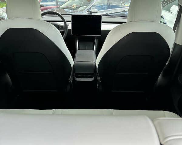 Синій Тесла Model Y, об'ємом двигуна 0 л та пробігом 46 тис. км за 27999 $, фото 3 на Automoto.ua