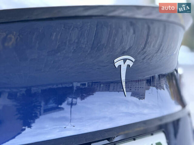 Тесла Model Y 2021 в Харькове на Automoto.ua Синий Тесла Model Y, объемом двигателя 0 л и пробегом 113 тыс. км за 21200 $, фото 82 на Automoto.ua