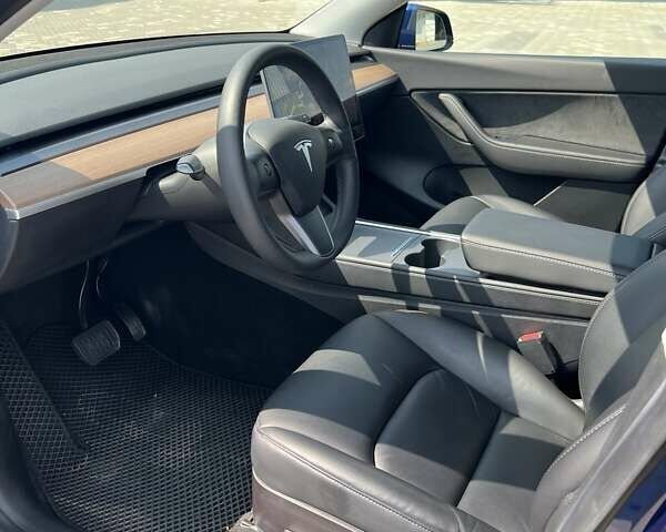 Синий Тесла Model Y, объемом двигателя 0 л и пробегом 61 тыс. км за 26500 $, фото 10 на Automoto.ua