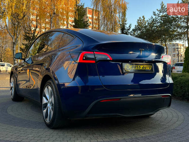 Синий Тесла Model Y, объемом двигателя 0 л и пробегом 72 тыс. км за 25750 $, фото 4 на Automoto.ua