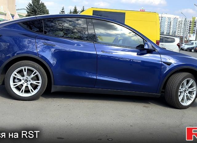 Синій Тесла Model Y, об'ємом двигуна 0 л та пробігом 59 тис. км за 23500 $, фото 1 на Automoto.ua