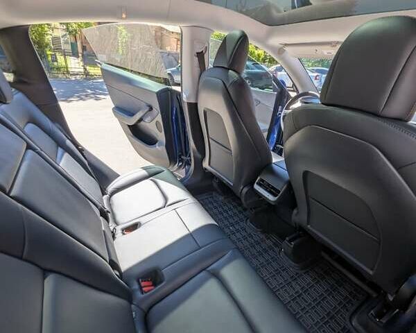 Синий Тесла Model Y, объемом двигателя 0 л и пробегом 84 тыс. км за 28500 $, фото 15 на Automoto.ua
