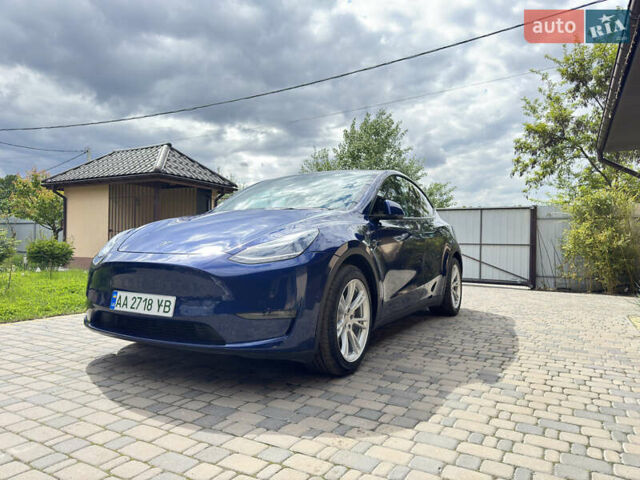 Синий Тесла Model Y, объемом двигателя 0 л и пробегом 57 тыс. км за 24300 $, фото 2 на Automoto.ua