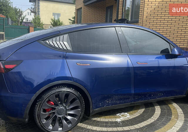 Синий Тесла Model Y, объемом двигателя 0 л и пробегом 38 тыс. км за 23000 $, фото 13 на Automoto.ua