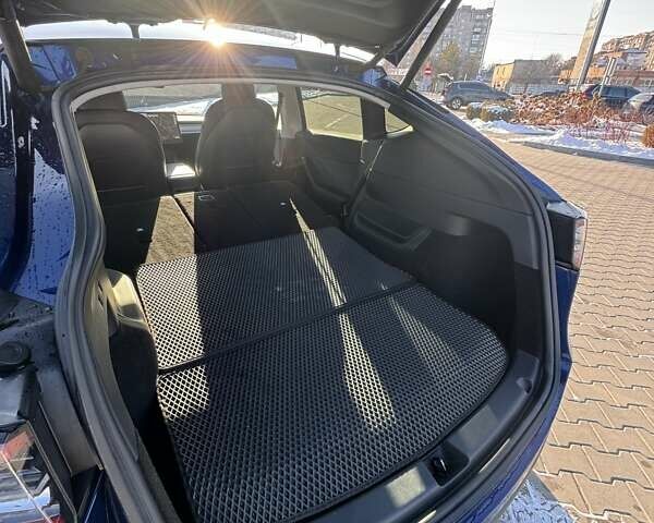 Синий Тесла Model Y, объемом двигателя 0 л и пробегом 20 тыс. км за 40000 $, фото 6 на Automoto.ua