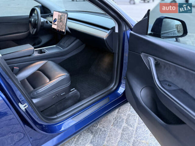 Тесла Model Y 2021 в Харькове на Automoto.ua Синий Тесла Model Y, объемом двигателя 0 л и пробегом 113 тыс. км за 21200 $, фото 43 на Automoto.ua