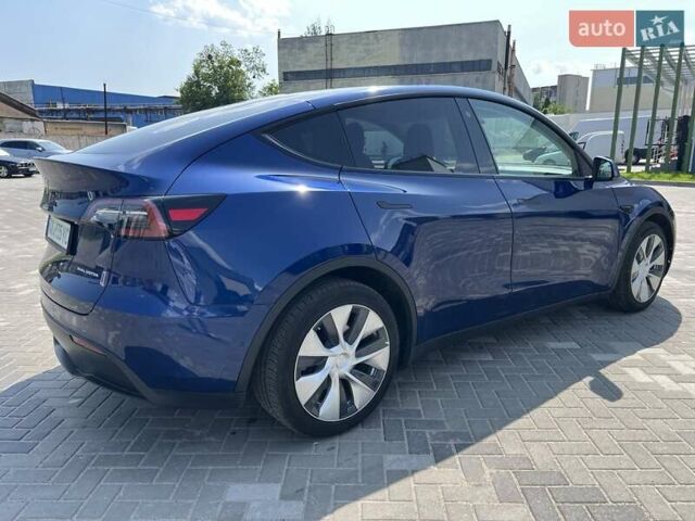 Синий Тесла Model Y, объемом двигателя 0 л и пробегом 61 тыс. км за 26500 $, фото 3 на Automoto.ua