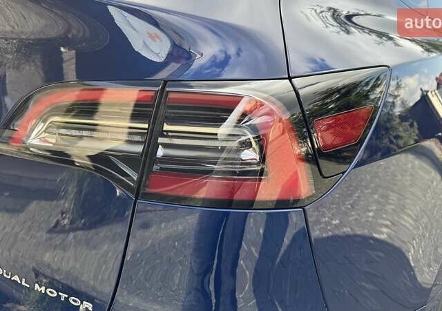 Синій Тесла Model Y, об'ємом двигуна 0 л та пробігом 66 тис. км за 28351 $, фото 35 на Automoto.ua