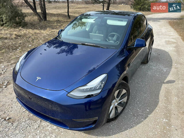 Синий Тесла Model Y, объемом двигателя 0 л и пробегом 35 тыс. км за 27999 $, фото 24 на Automoto.ua