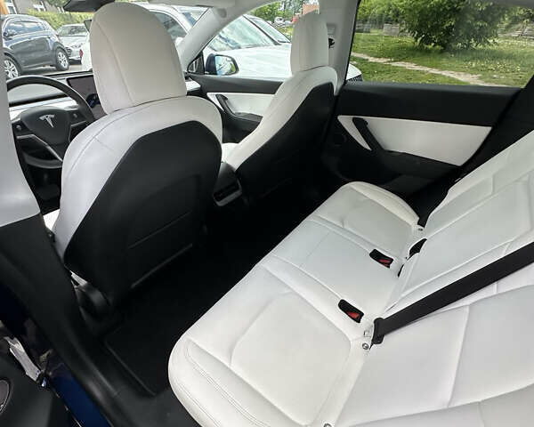 Синій Тесла Model Y, об'ємом двигуна 0 л та пробігом 46 тис. км за 27999 $, фото 8 на Automoto.ua