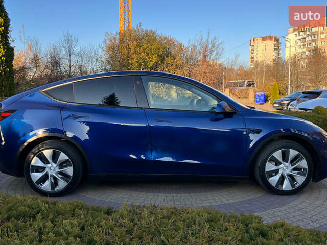 Синий Тесла Model Y, объемом двигателя 0 л и пробегом 72 тыс. км за 25750 $, фото 7 на Automoto.ua