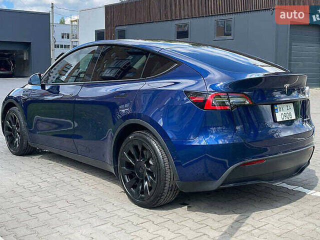 Синий Тесла Model Y, объемом двигателя 0 л и пробегом 60 тыс. км за 20000 $, фото 21 на Automoto.ua