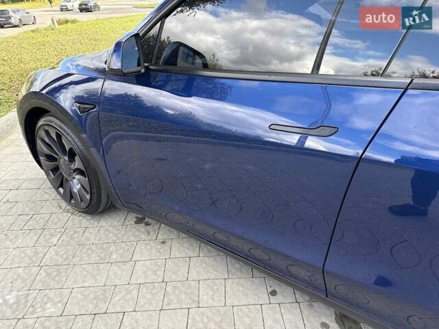 Синий Тесла Model Y, объемом двигателя 0 л и пробегом 86 тыс. км за 25900 $, фото 29 на Automoto.ua