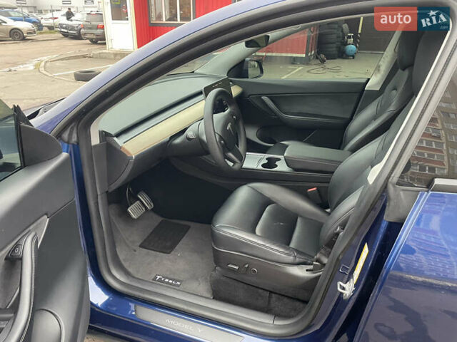 Синий Тесла Model Y, объемом двигателя 0 л и пробегом 127 тыс. км за 22300 $, фото 4 на Automoto.ua