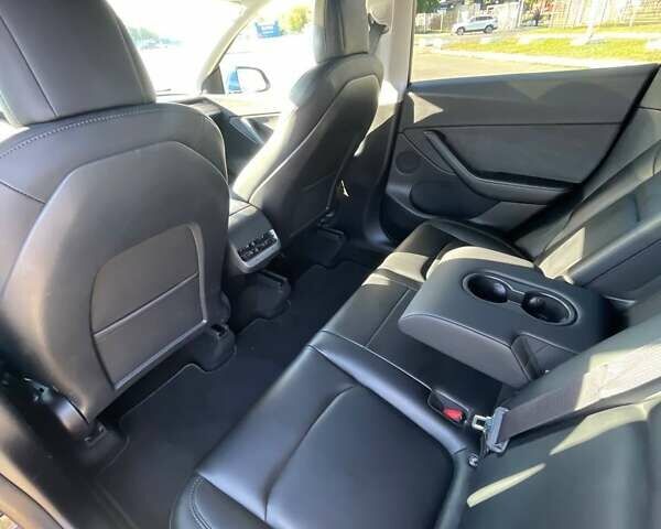 Синий Тесла Model Y, объемом двигателя 0 л и пробегом 45 тыс. км за 26500 $, фото 11 на Automoto.ua