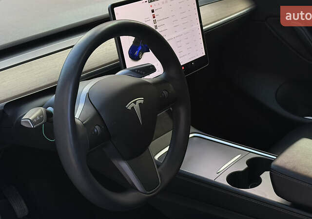 Синий Тесла Model Y, объемом двигателя 0 л и пробегом 155 тыс. км за 22500 $, фото 12 на Automoto.ua