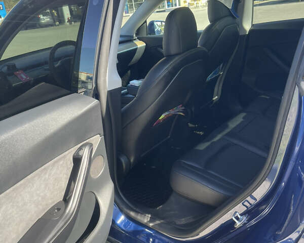 Синий Тесла Model Y, объемом двигателя 0 л и пробегом 127 тыс. км за 24700 $, фото 10 на Automoto.ua