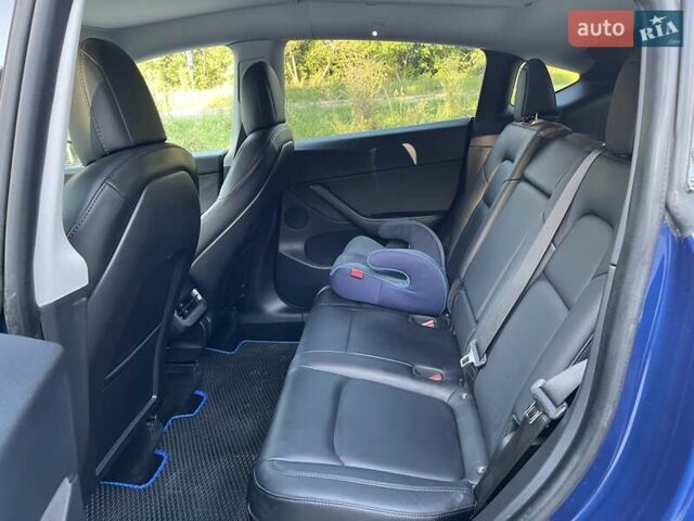 Синий Тесла Model Y, объемом двигателя 0 л и пробегом 68 тыс. км за 25000 $, фото 18 на Automoto.ua