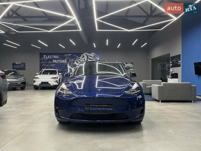 Синий Тесла Model Y, объемом двигателя 0 л и пробегом 68 тыс. км за 29900 $, фото 1 на Automoto.ua