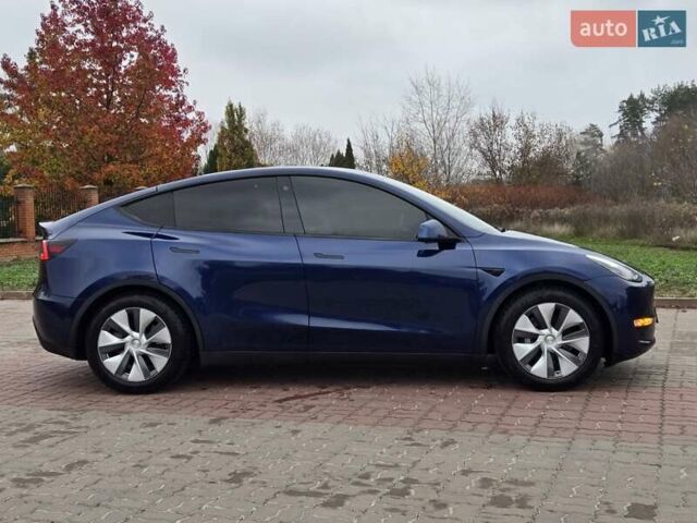 Синий Тесла Model Y, объемом двигателя 0 л и пробегом 99 тыс. км за 25500 $, фото 8 на Automoto.ua