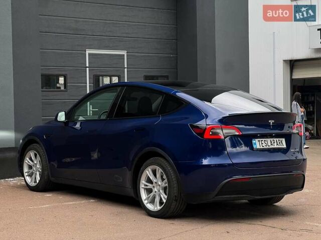 Синий Тесла Model Y, объемом двигателя 0 л и пробегом 66 тыс. км за 25500 $, фото 7 на Automoto.ua
