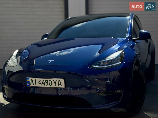 Тесла Model Y 2021 в Белой Церкве на Automoto.ua Синий Тесла Model Y, объемом двигателя 0 л и пробегом 76 тыс. км за 26500 $, фото 2 на Automoto.ua