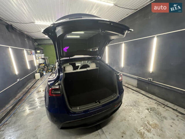 Синий Тесла Model Y, объемом двигателя 0 л и пробегом 126 тыс. км за 22500 $, фото 5 на Automoto.ua