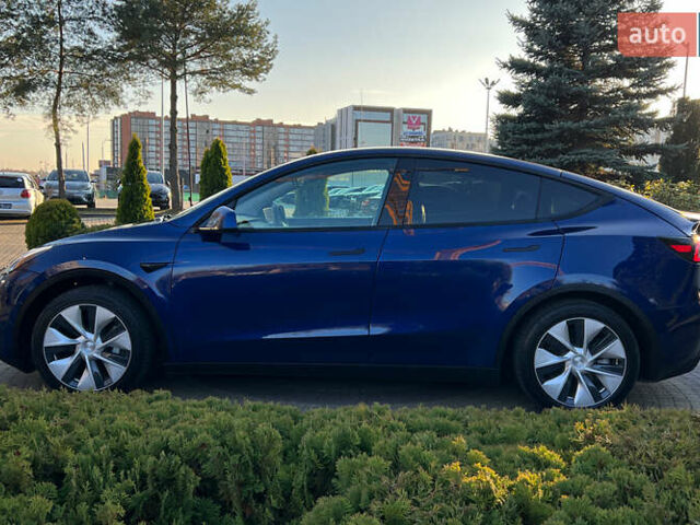 Синий Тесла Model Y, объемом двигателя 0 л и пробегом 72 тыс. км за 25750 $, фото 3 на Automoto.ua