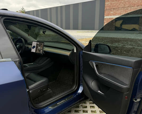 Синій Тесла Model Y, об'ємом двигуна 0 л та пробігом 48 тис. км за 30000 $, фото 35 на Automoto.ua