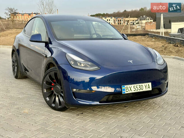 Синий Тесла Model Y, объемом двигателя 0 л и пробегом 120 тыс. км за 23900 $, фото 1 на Automoto.ua