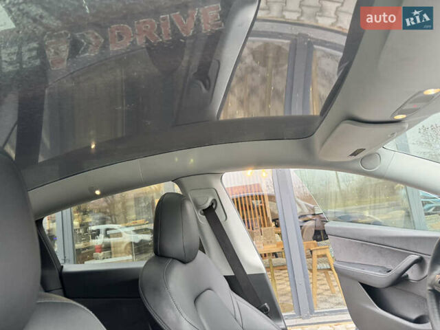 Синій Тесла Model Y, об'ємом двигуна 0 л та пробігом 44 тис. км за 23500 $, фото 22 на Automoto.ua