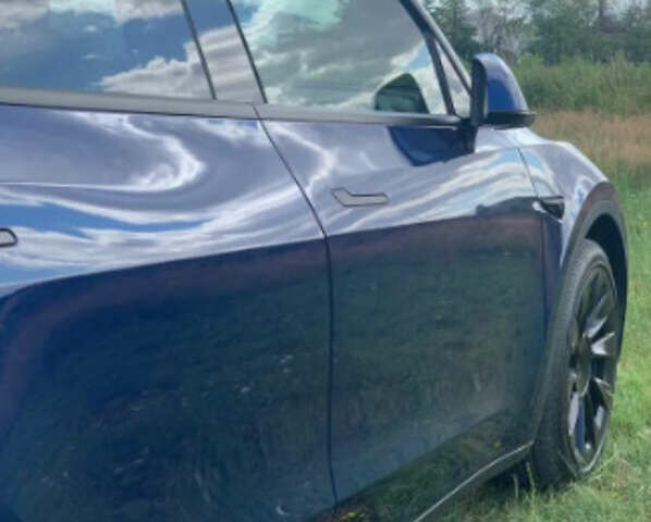 Синий Тесла Model Y, объемом двигателя 0 л и пробегом 29 тыс. км за 30000 $, фото 6 на Automoto.ua