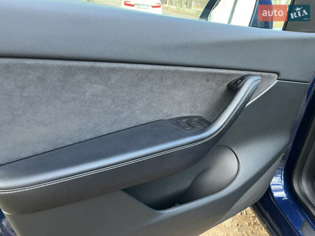 Синій Тесла Model Y, об'ємом двигуна 0 л та пробігом 72 тис. км за 27500 $, фото 21 на Automoto.ua