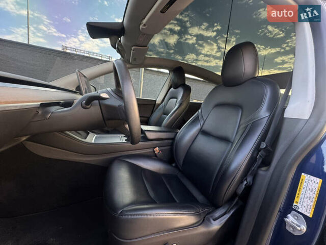Синий Тесла Model Y, объемом двигателя 0 л и пробегом 155 тыс. км за 22500 $, фото 39 на Automoto.ua