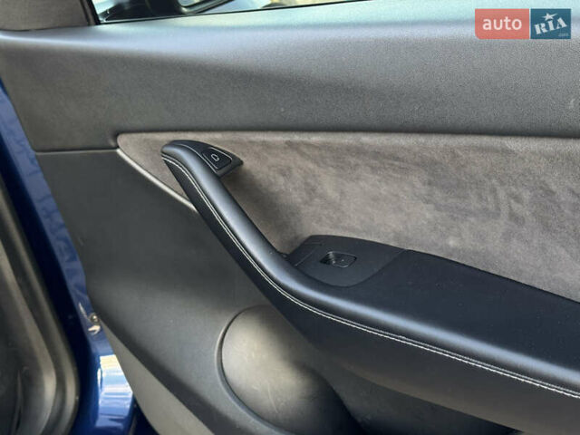 Синий Тесла Model Y, объемом двигателя 0 л и пробегом 155 тыс. км за 22500 $, фото 54 на Automoto.ua