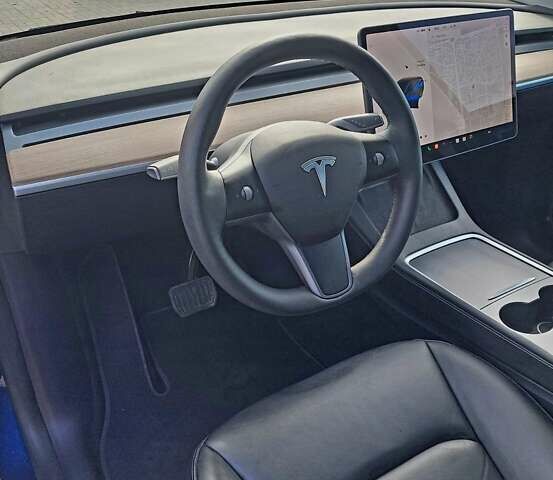 Синий Тесла Model Y, объемом двигателя 0 л и пробегом 28 тыс. км за 29999 $, фото 19 на Automoto.ua