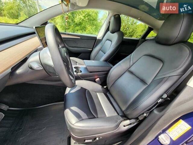 Синий Тесла Model Y, объемом двигателя 0 л и пробегом 37 тыс. км за 25900 $, фото 23 на Automoto.ua