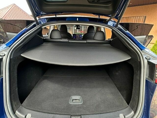 Синий Тесла Model Y, объемом двигателя 0 л и пробегом 106 тыс. км за 23000 $, фото 34 на Automoto.ua