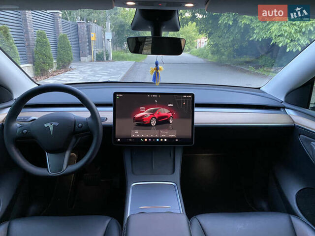 Тесла Model Y 2022 в Киеве на Automoto.ua Синий Тесла Model Y, объемом двигателя 0 л и пробегом 54 тыс. км за 26600 $, фото 22 на Automoto.ua