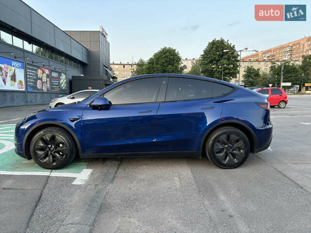 Синий Тесла Model Y, объемом двигателя 0 л и пробегом 43 тыс. км за 25500 $, фото 6 на Automoto.ua
