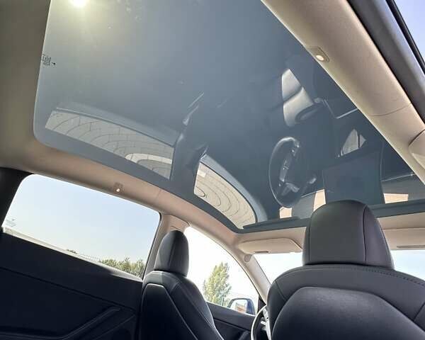 Синий Тесла Model Y, объемом двигателя 0 л и пробегом 48 тыс. км за 26700 $, фото 24 на Automoto.ua